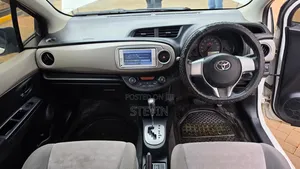 Toyota Vitz 2013 White