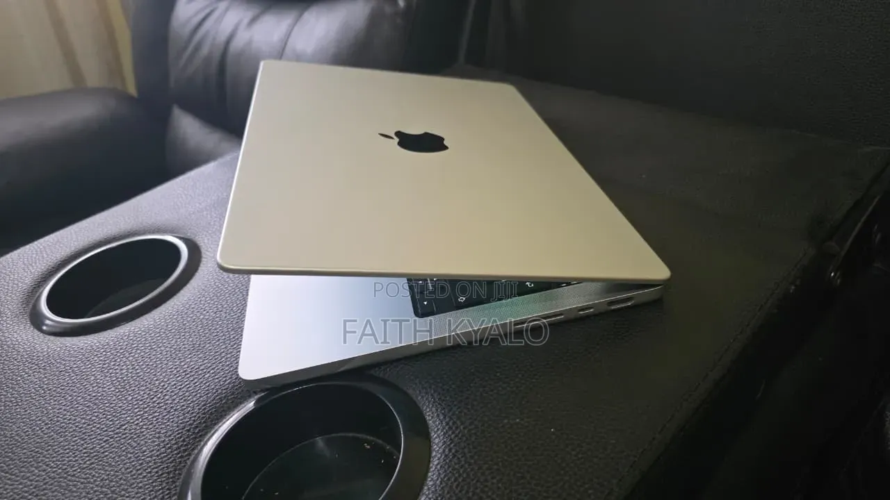 Laptop Apple MacBook Pro 2024 M4 Pro 24GB Apple M4 Pro SSD 1T