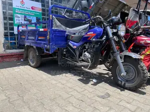 New Hyosung 125/250 2026 Blue
