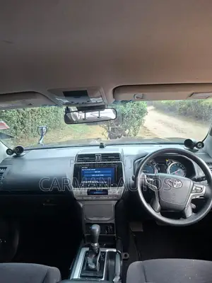 Toyota Land Cruiser Prado 2.8 2018 Black