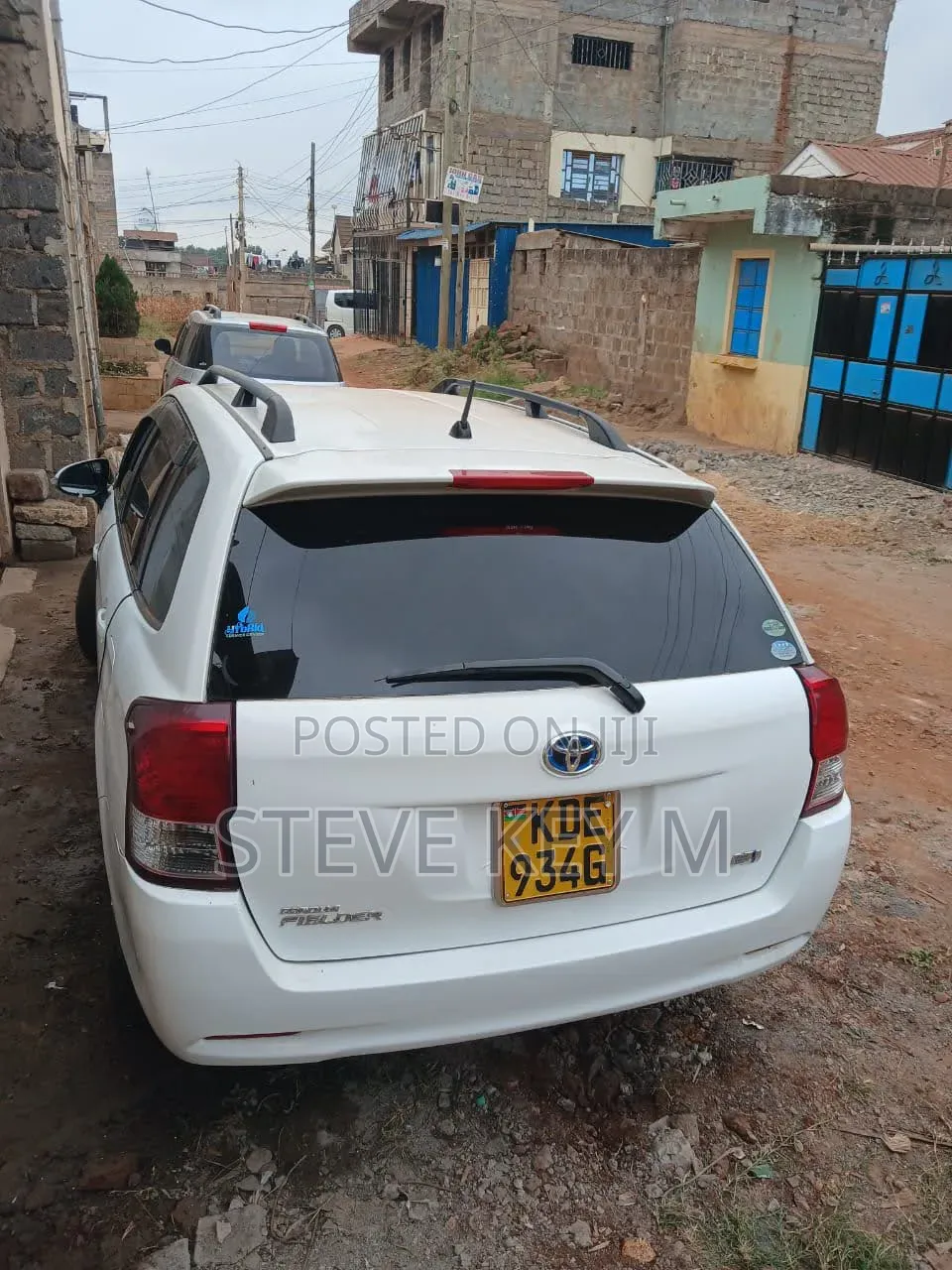 Toyota Corolla Hybrid 2023 White