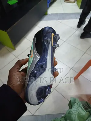 Nike Phantom GX 6 Boots in Kids