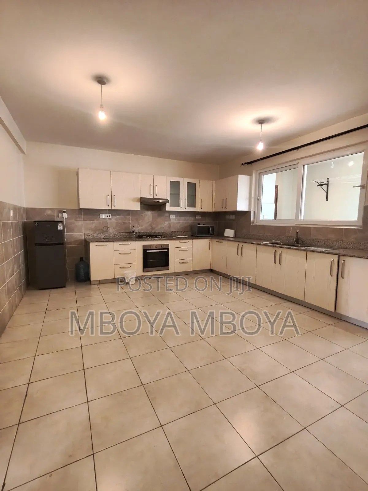 3bdrm Apartment in Raphta Road Area for rent