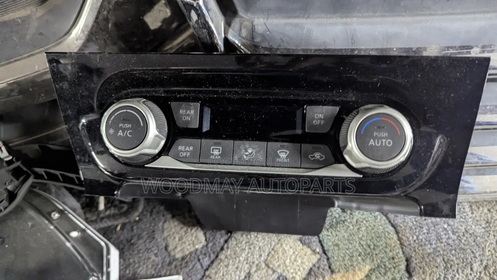 Nissan Serena C27 AC Controller