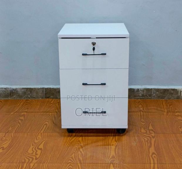 3-Drawer Office Filing Cabinet : Mobile Filing Cabinet - thumbnail 15