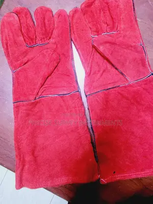 Durable Red Hand Protective Gloves