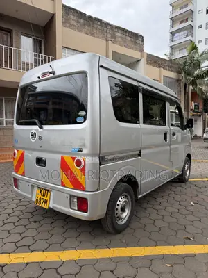 Suzuki Every Wagon 2018 Silver
