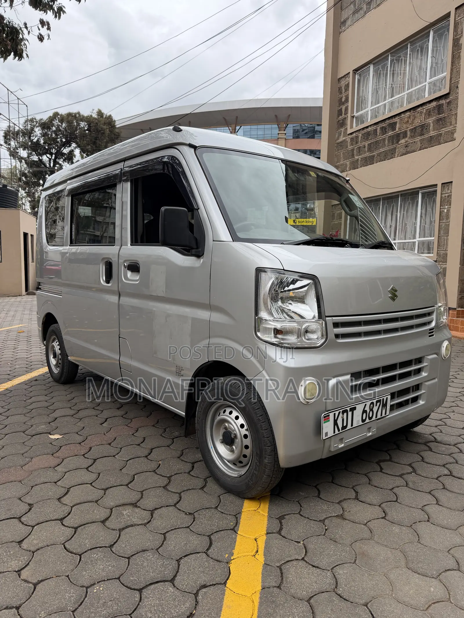 Suzuki Every Wagon 2018 Silver