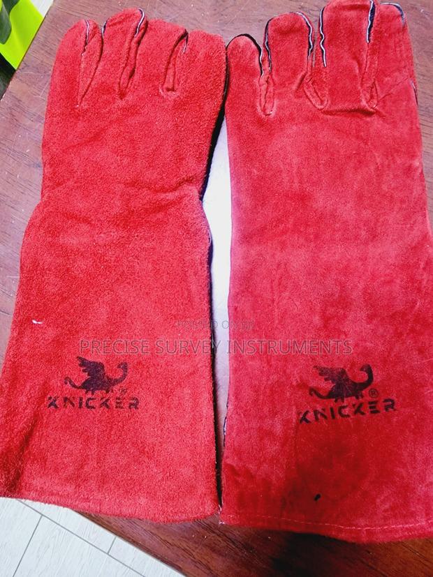 Durable Red Hand Protective Gloves - thumbnail 12