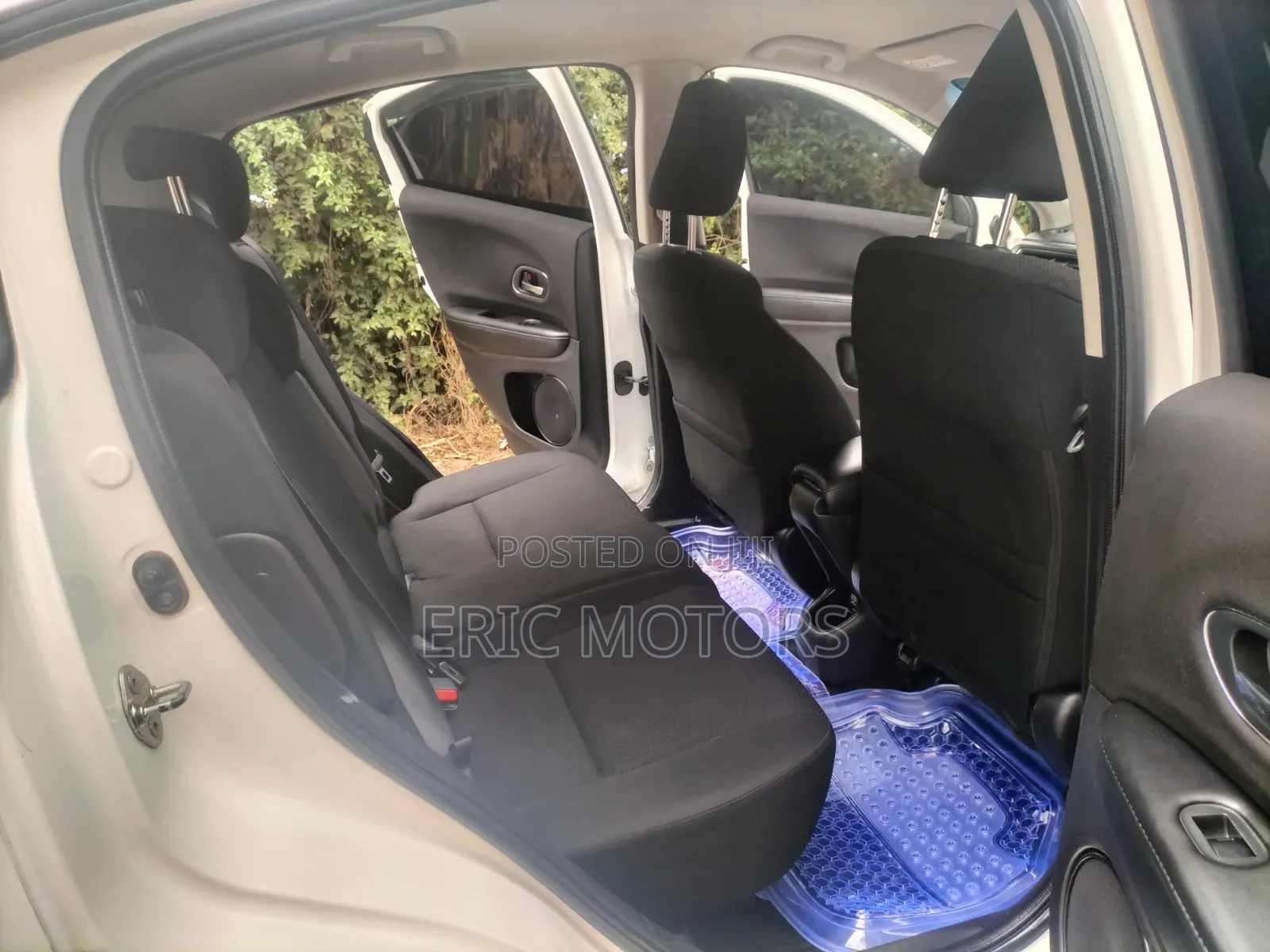 Honda Vezel 2015 White