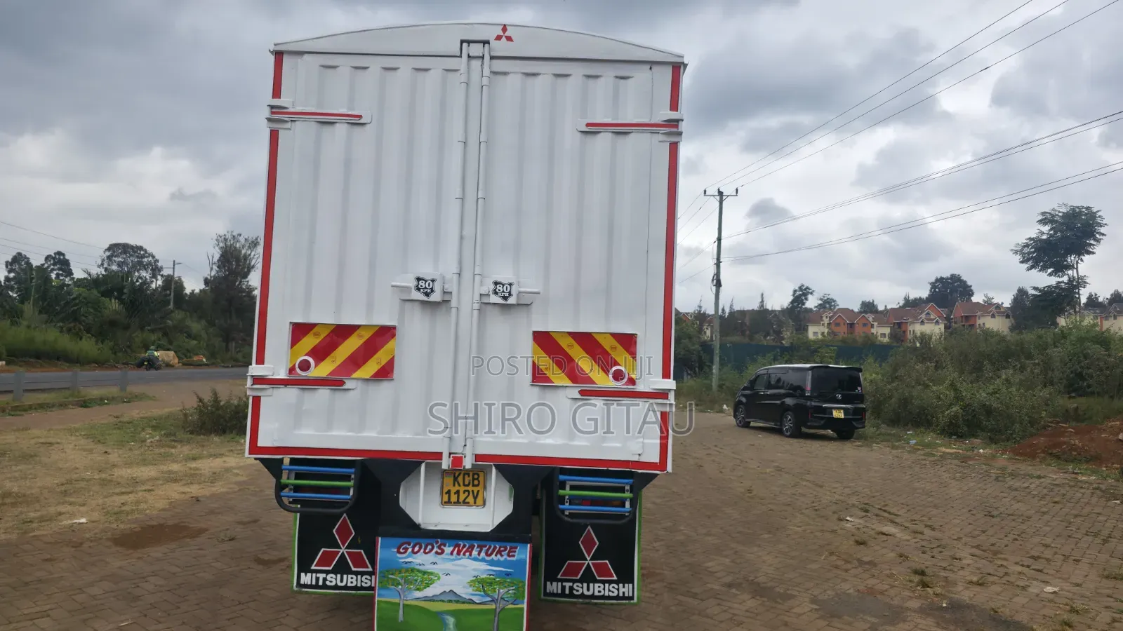 Mitsubishi Fh 215 2015 White