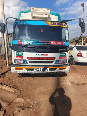 Isuzu Frr33 KCS 2017 White