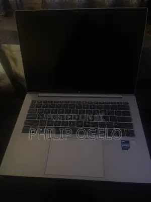 Laptop HP ZBook Firefly 14 G10 16GB Intel Core i7 SSD 512GB