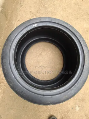 275 /40 R19 Bridgestone Tires 101y Victra M36 Run Flat