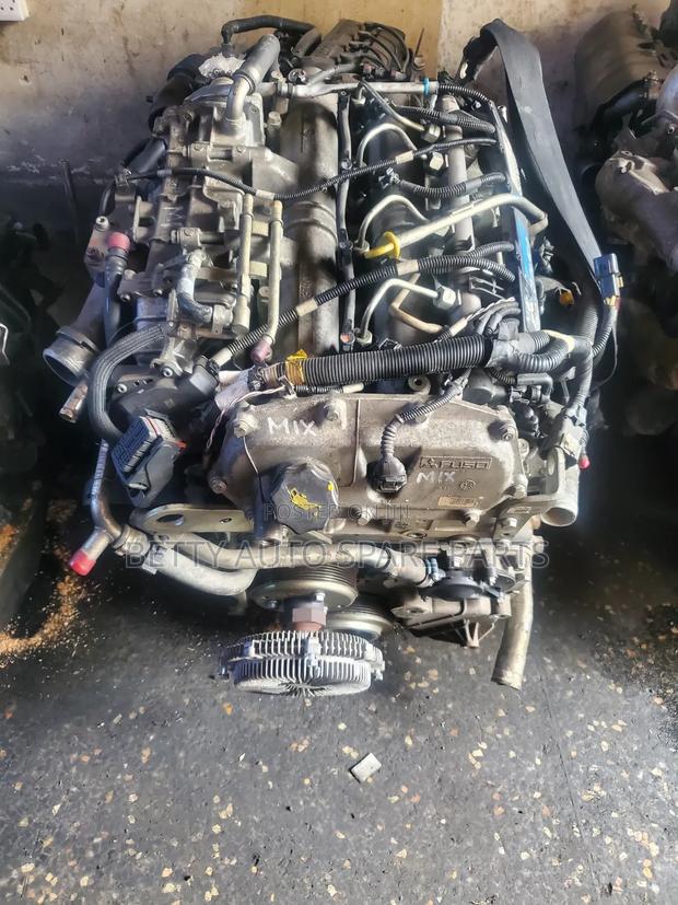 Isuzu 4p10 Compelete Engine - main view