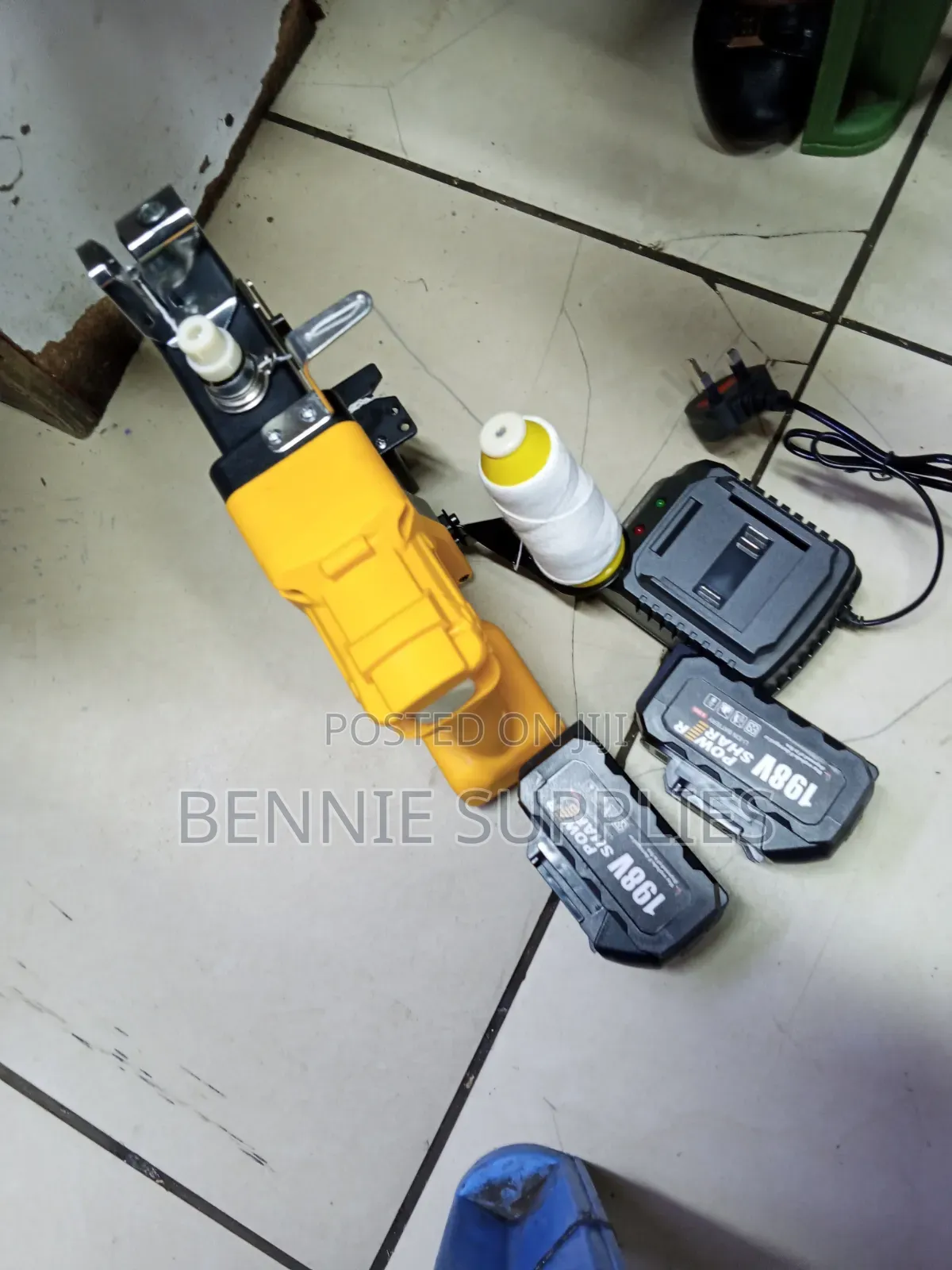 198v Rechargeable Bag Closer Machine