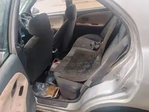 Mitsubishi Lancer 1999 Silver