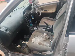 Mitsubishi Lancer 1999 Silver