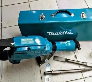 Heavy Duty Makita Demolition Hammer 2600w