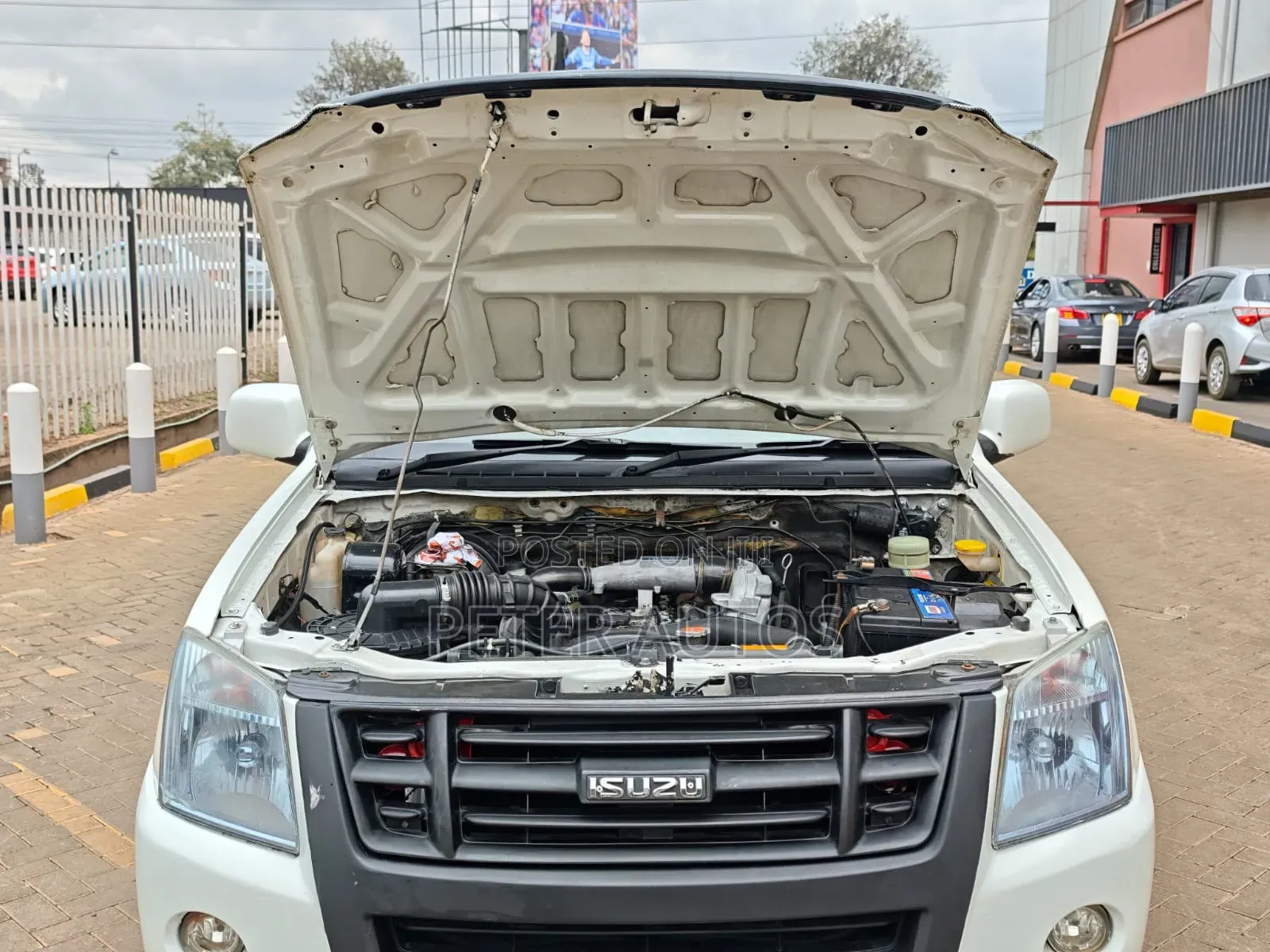 Isuzu D-MAX 2009 White