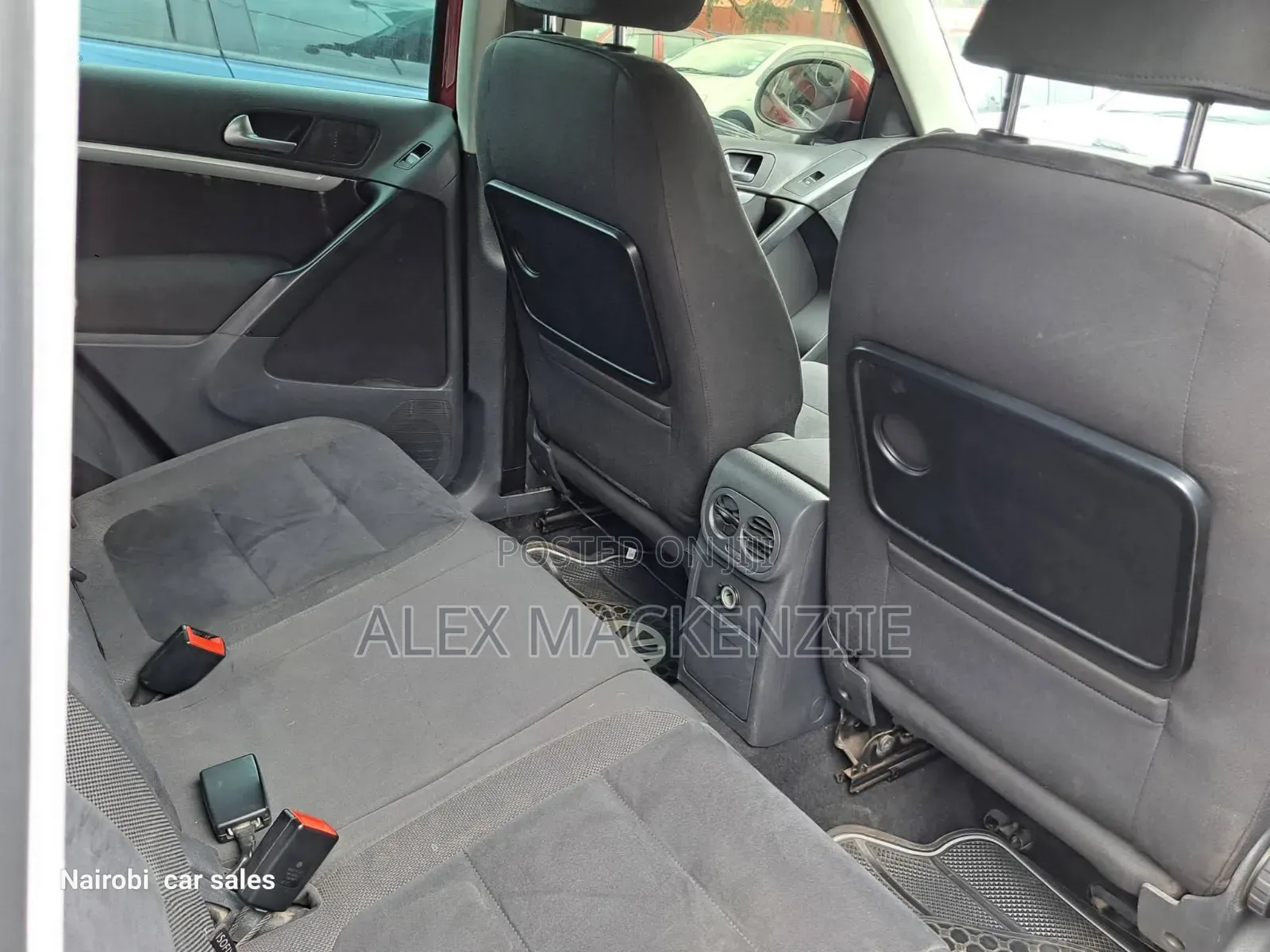 Volkswagen Tiguan 2011 Red