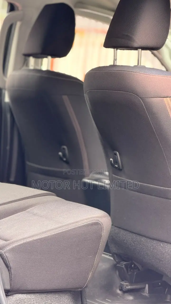 Toyota Hilux 2.4 Diesel 2020 Black