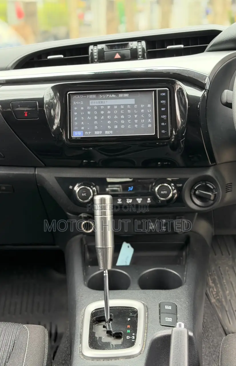 Toyota Hilux 2.4 Diesel 2020 Black