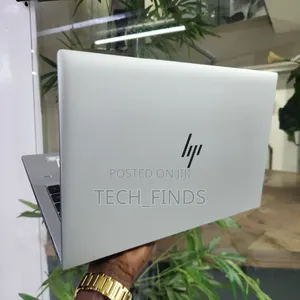 Laptop HP EliteBook 845 G8 8GB AMD Ryzen 5 SSD 256GB