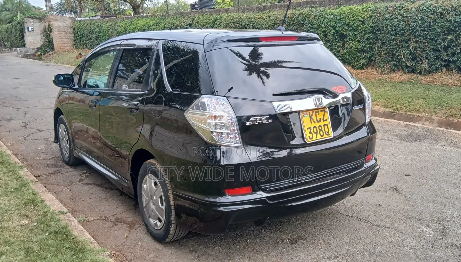 Honda Fit Shuttle 2013 Black