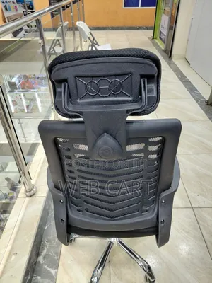 Modern Swivel Office Chair With Headrest
