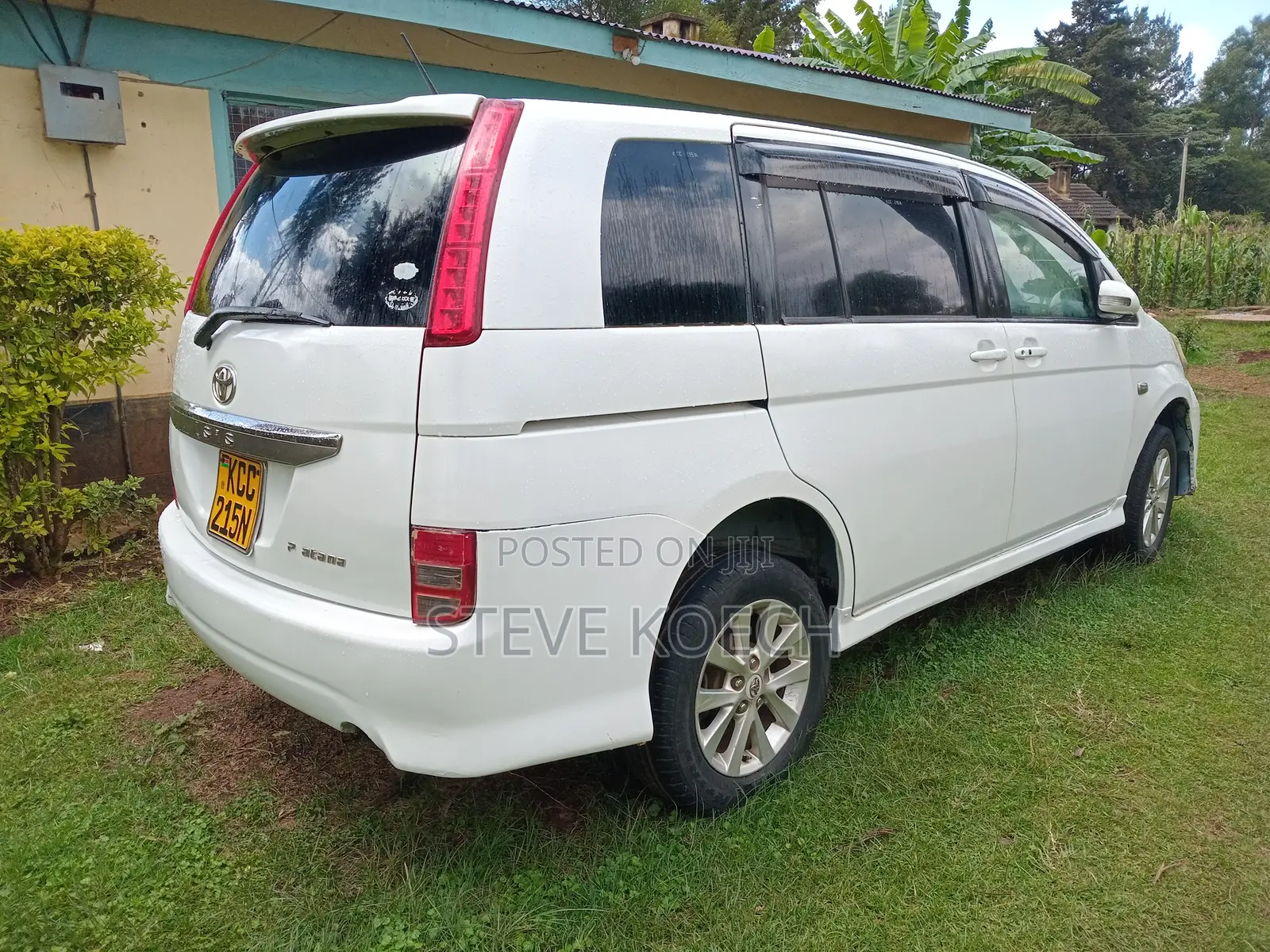 Toyota ISIS 2.0 G 2WD 2008 White