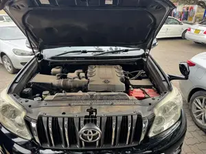 Toyota Land Cruiser Prado 2010 Black
