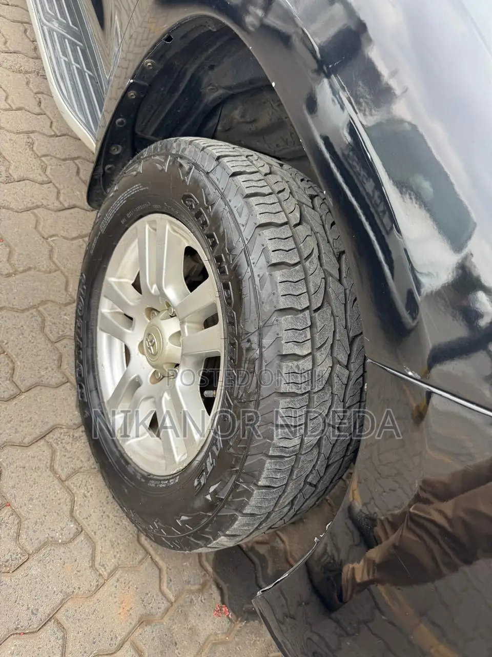 Toyota Land Cruiser Prado 2010 Black