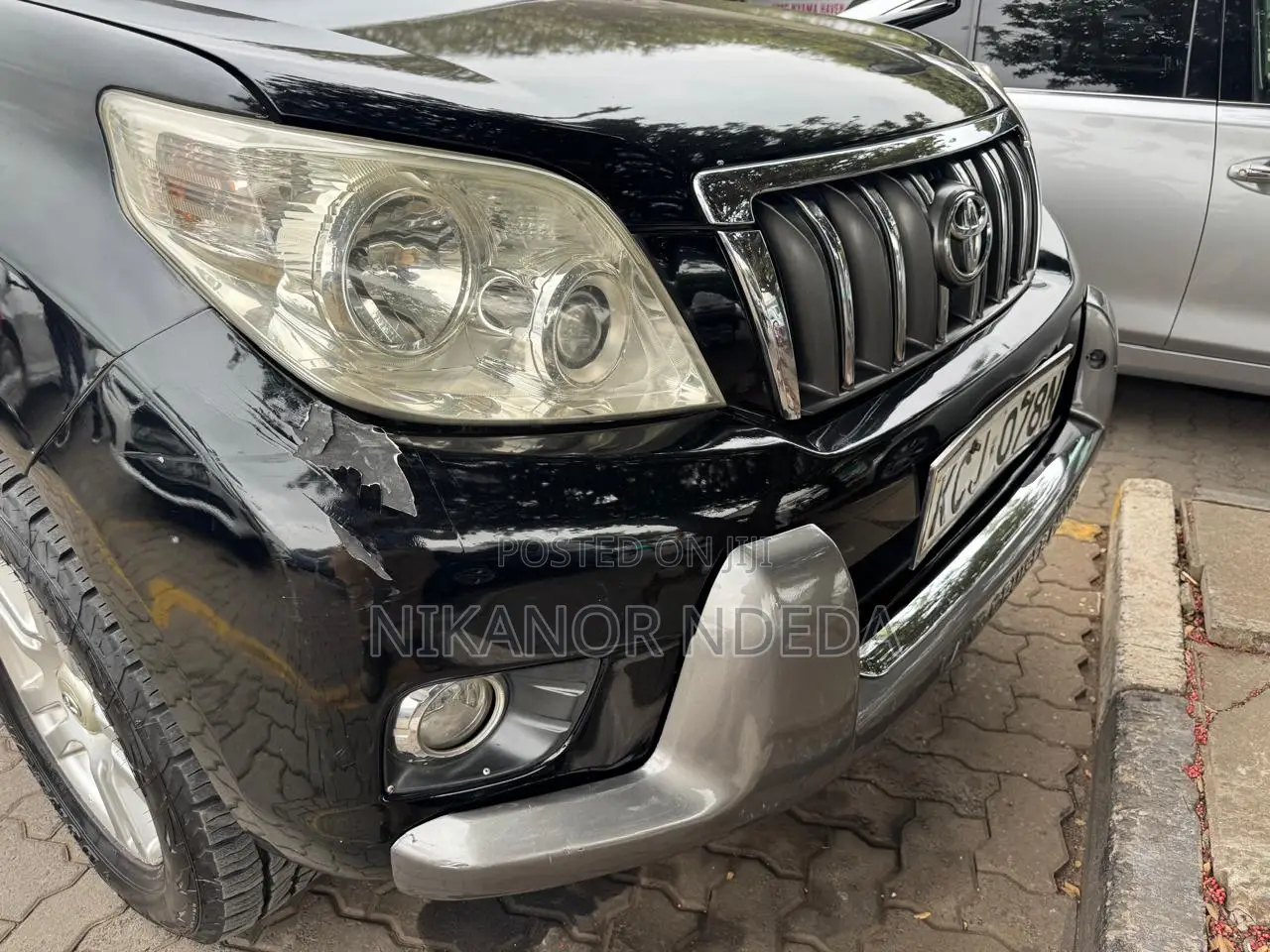 Toyota Land Cruiser Prado 2010 Black