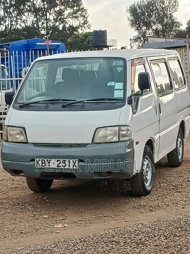 Nissan Vanette 2009 White