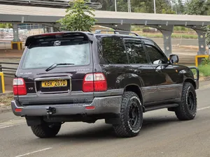 Toyota Land Cruiser Cygnus 4.7 2005 Burgundy
