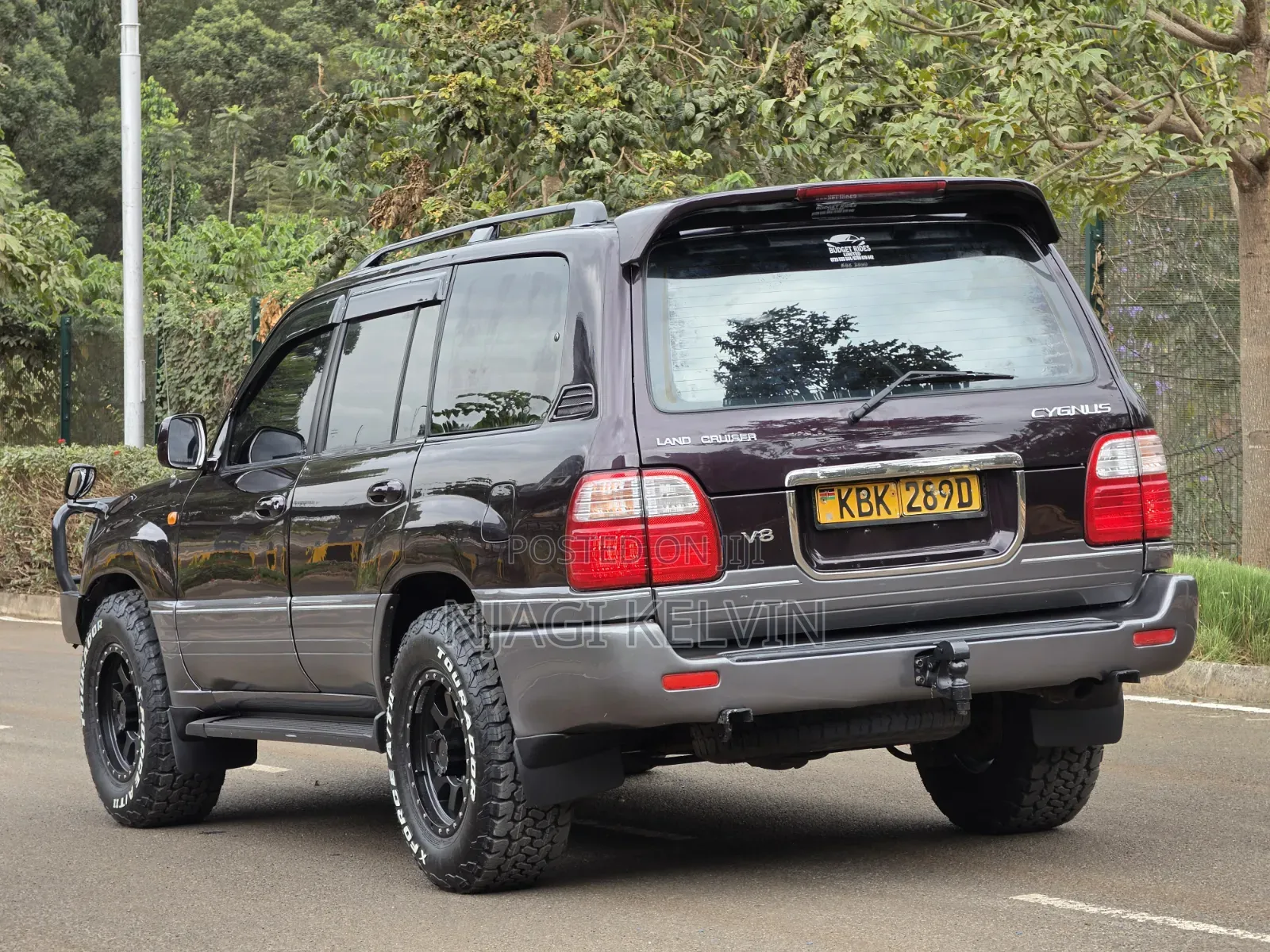 Toyota Land Cruiser Cygnus 4.7 2005 Burgundy