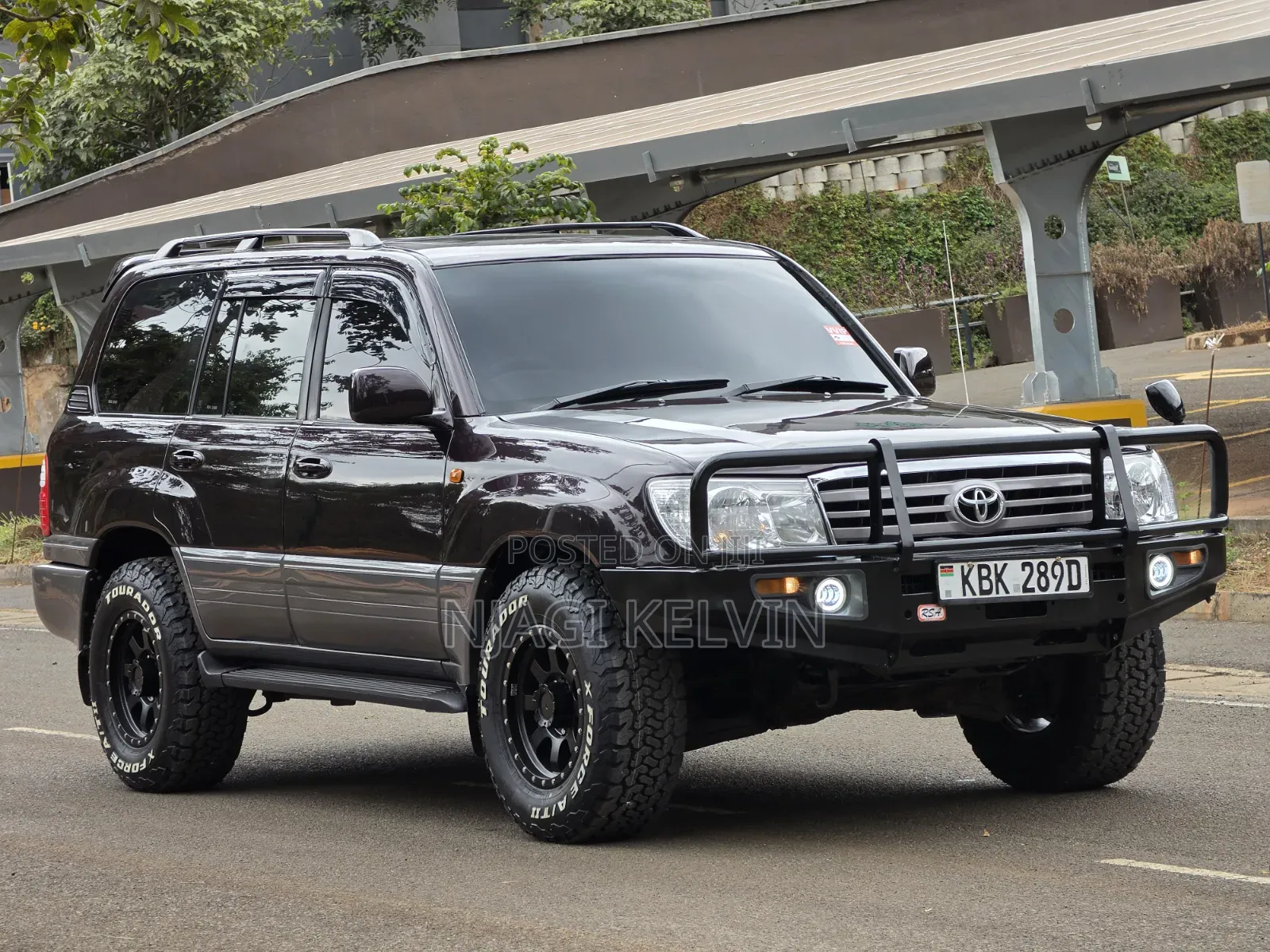 Toyota Land Cruiser Cygnus 4.7 2005 Burgundy