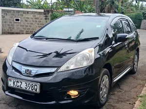 Honda Fit Shuttle 1.5 G 2WD 2015 Black
