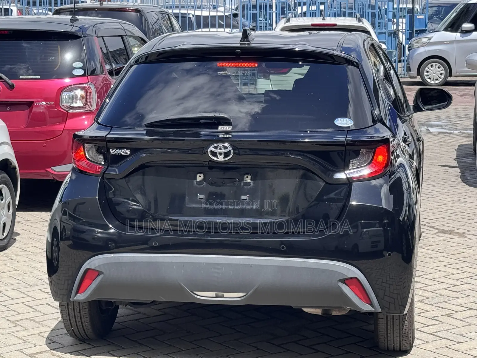 Toyota Yaris 2020 Black