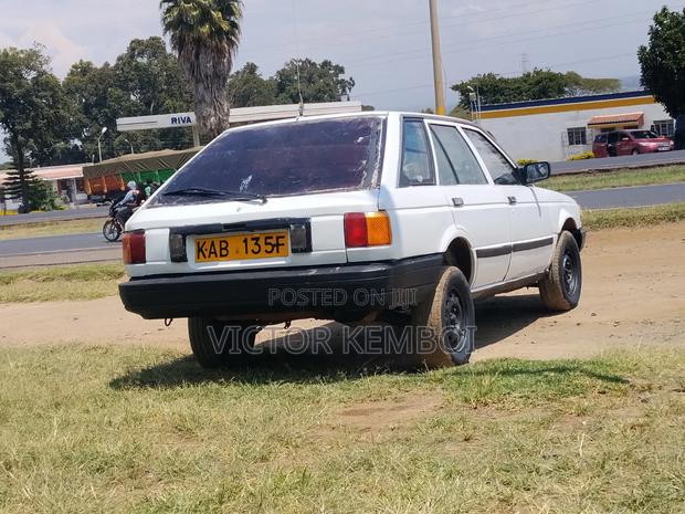Nissan Sunny 1997 White - main view