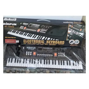 *61 Keys Piano *Rechargeable *Also Comes With Microphone