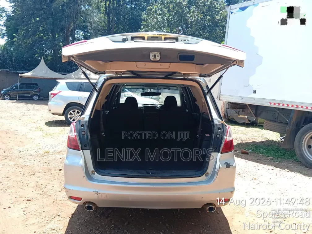 Subaru Exiga 2012 Silver