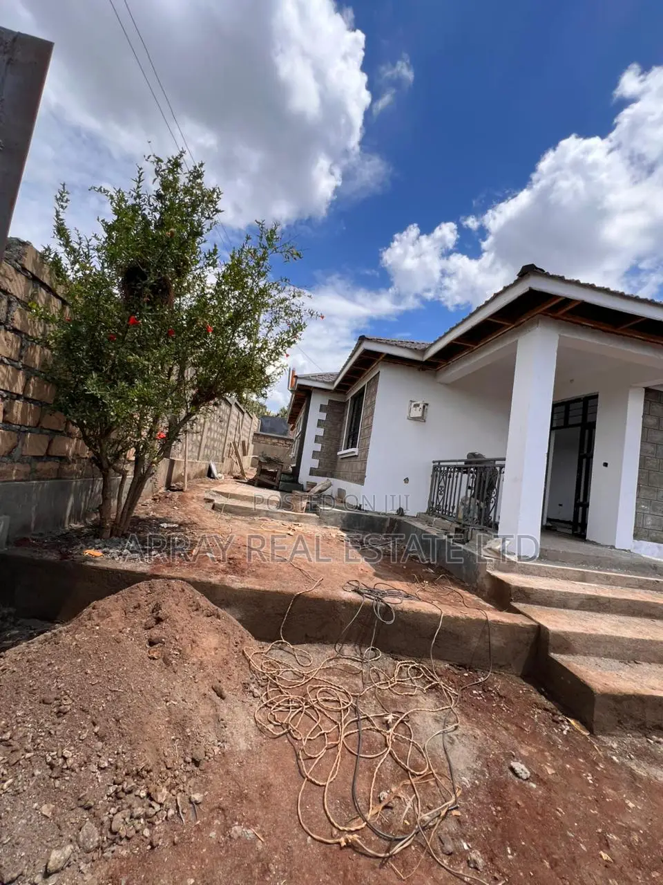 3bdrm Bungalow in Karai for sale