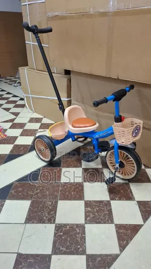 Kids 3-Wheel Tricycle With Adjustable Push Handle