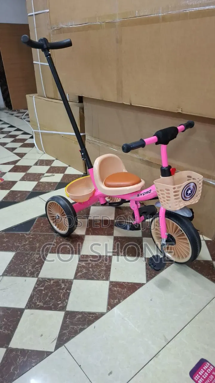 Kids 3-Wheel Tricycle With Adjustable Push Handle