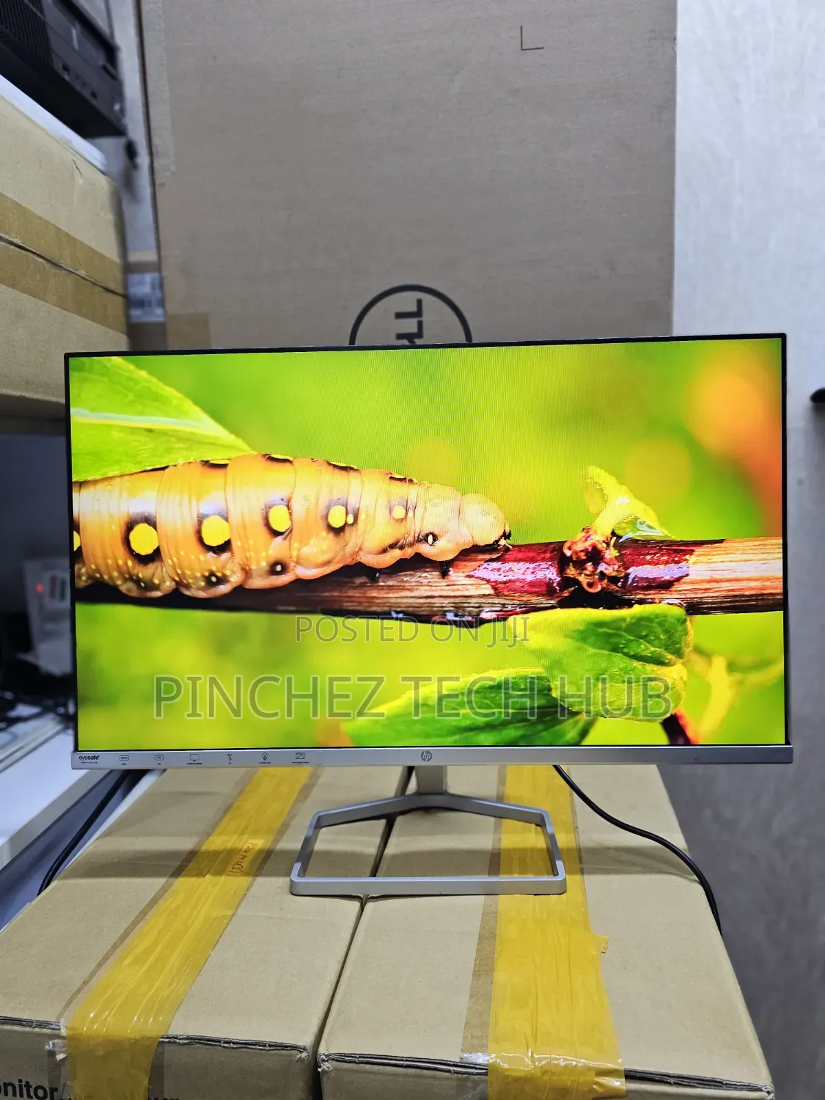 HP 524sf Monitor
24 Inches Monitor
1 Hdmi Port
1 Vga Port
100 Hz