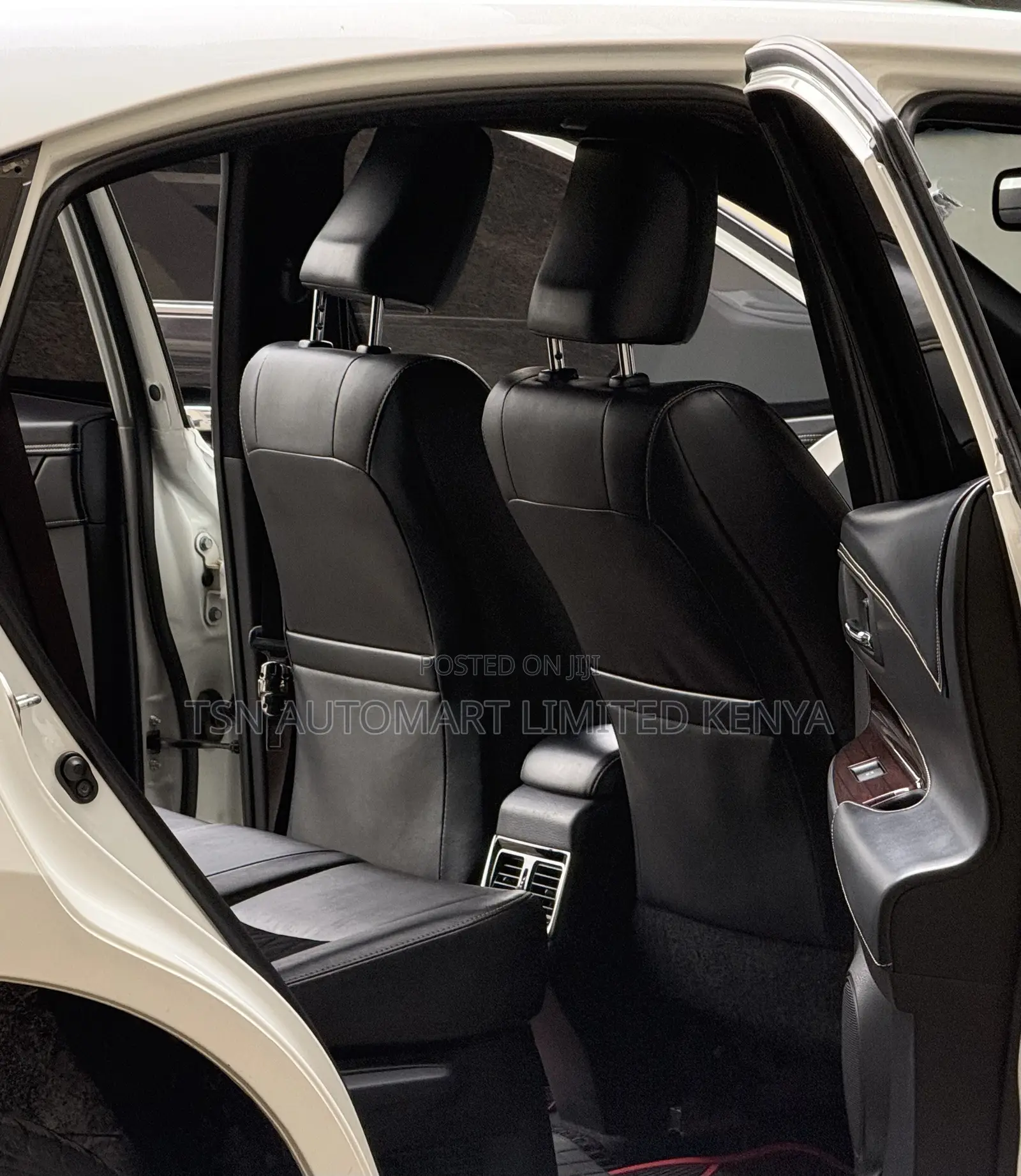 Toyota Harrier 2.0 2017 White