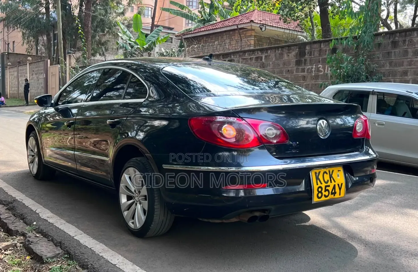 Volkswagen Passat 2010 Black