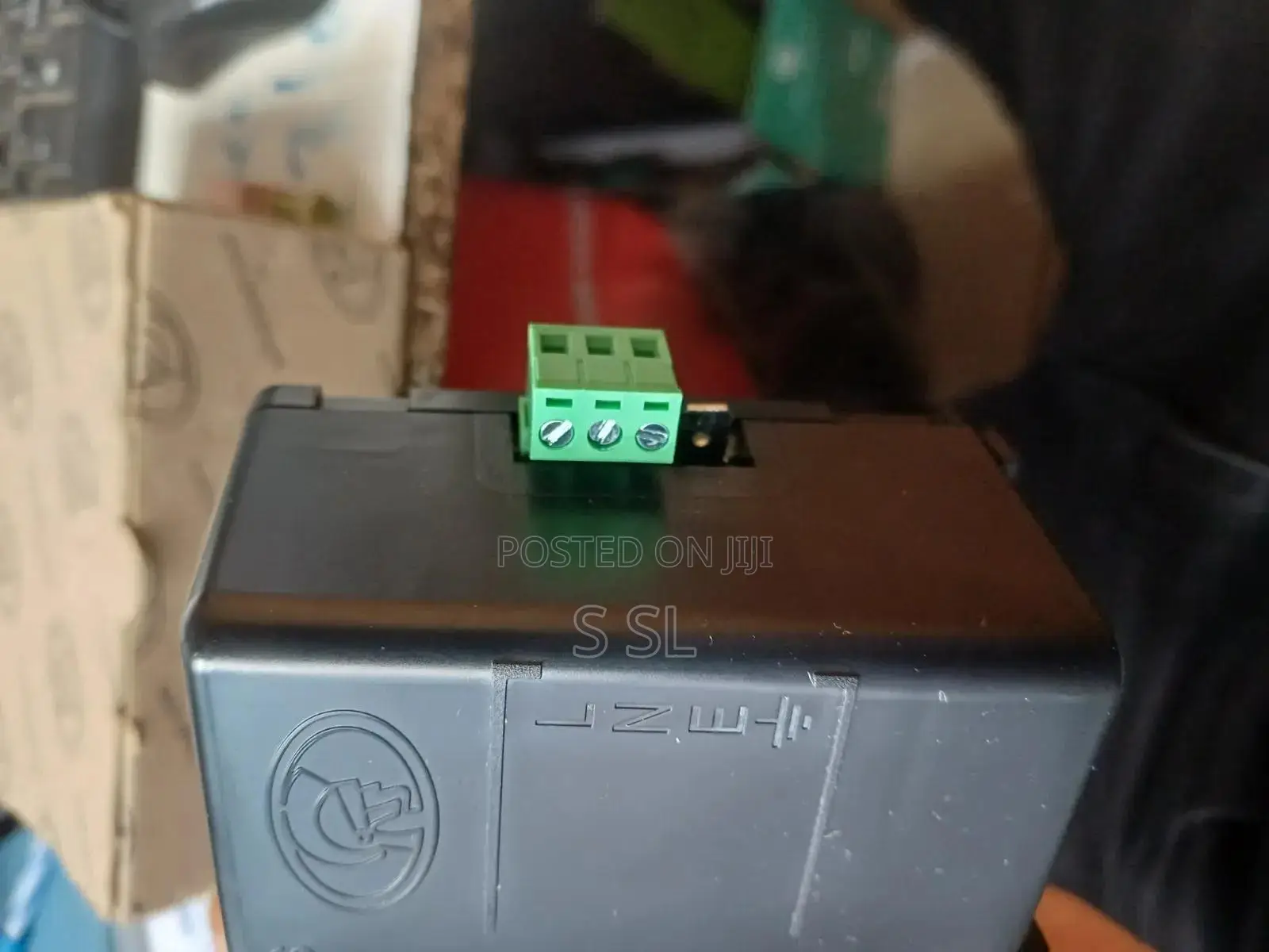 Centurion D6 Charger Kenya | 1.3A Smart Power Supply